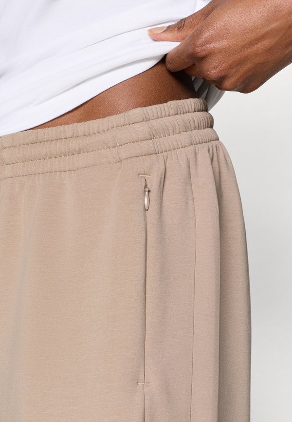 adidas Performance D4T WORKOUT WARM UP