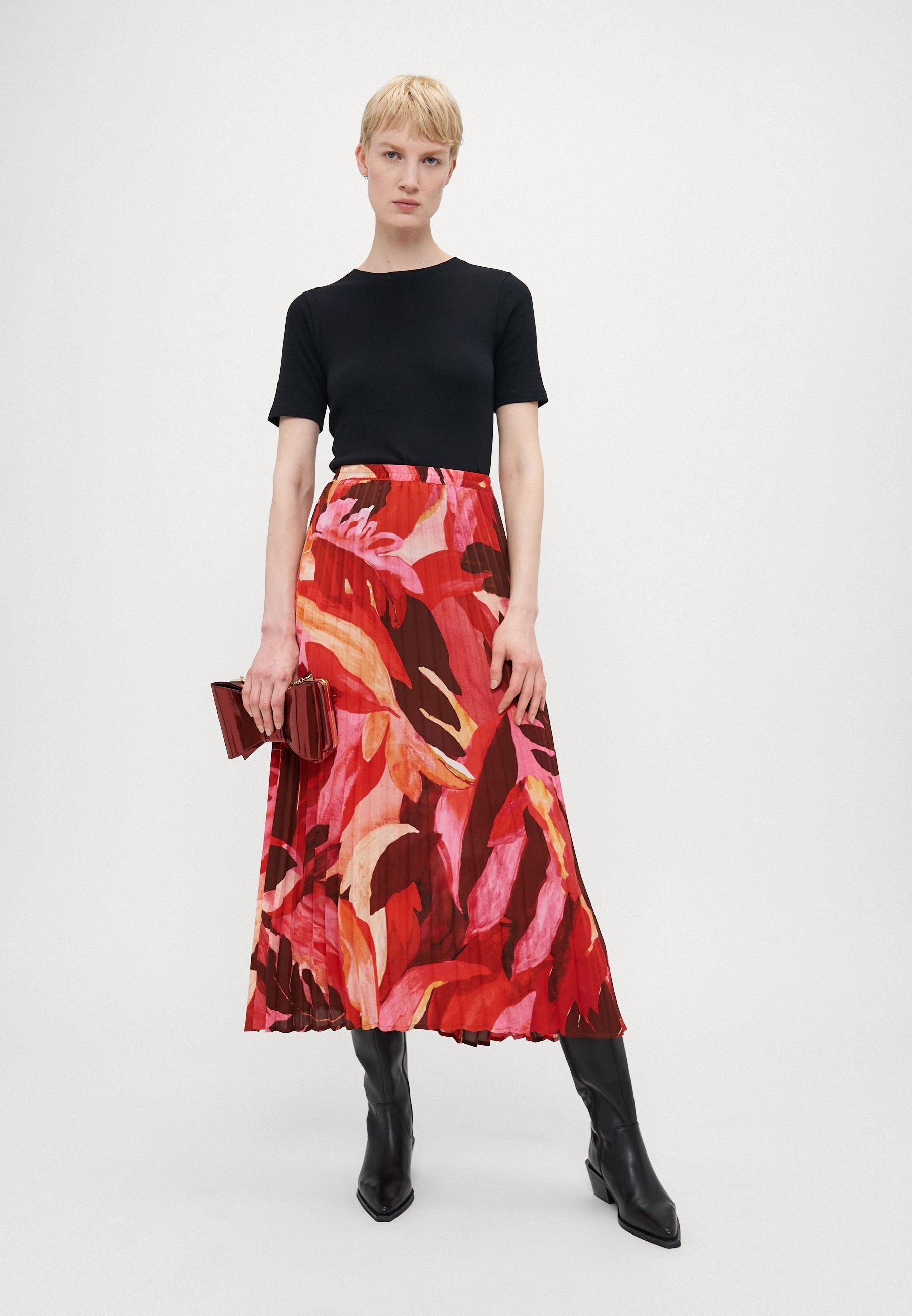 ONLALMA LIFE PLISSE SKIRT Media 2