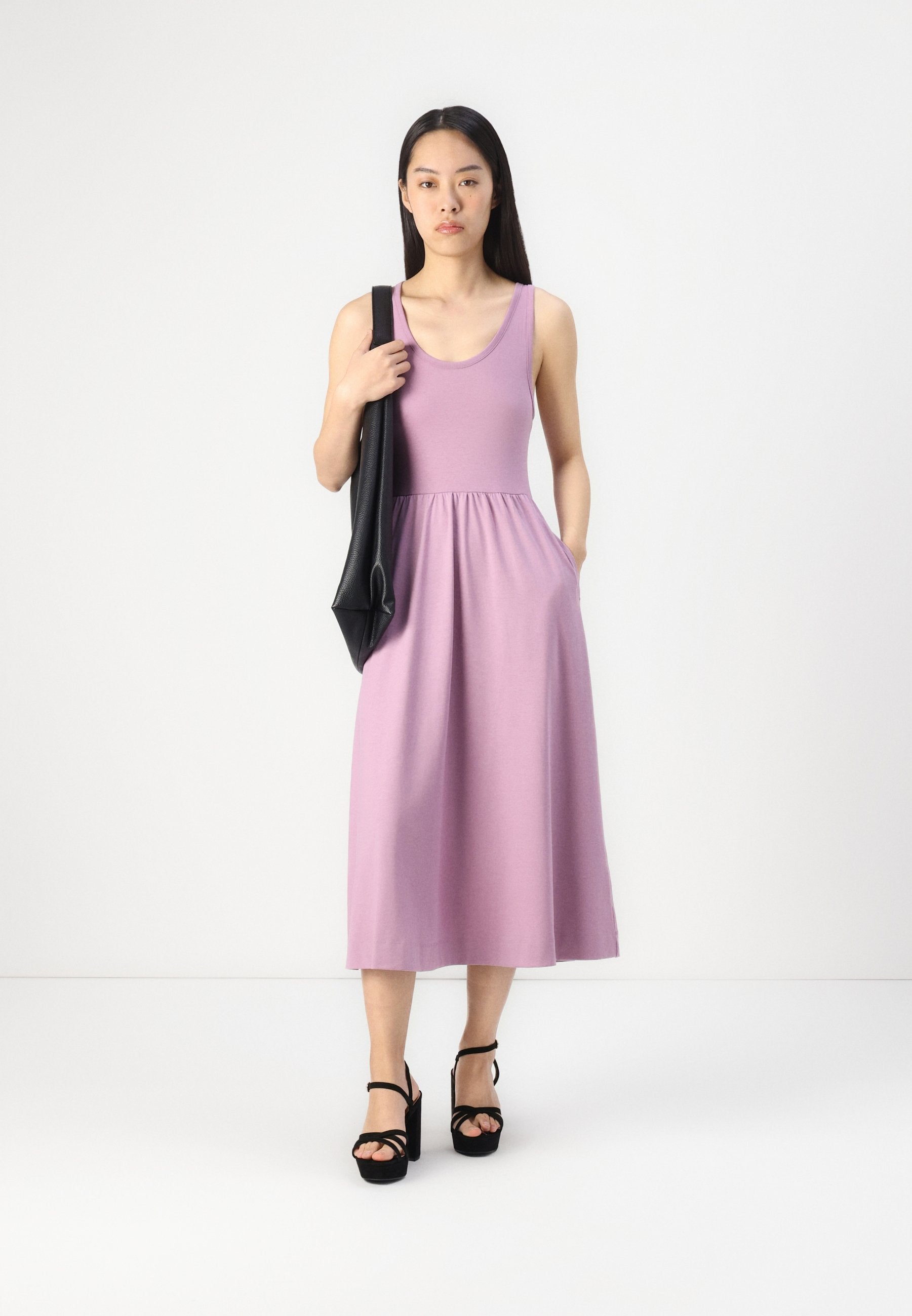 Esprit Jerseykleid Media 2