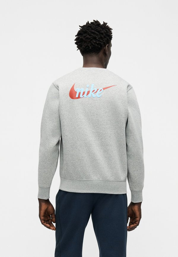 Nike Sportswear CLUB CREW - Sweatshirt - grey heather/tough red/football blue