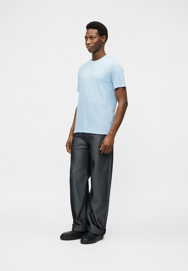 Calvin Klein LOGO CREWNECK TEE