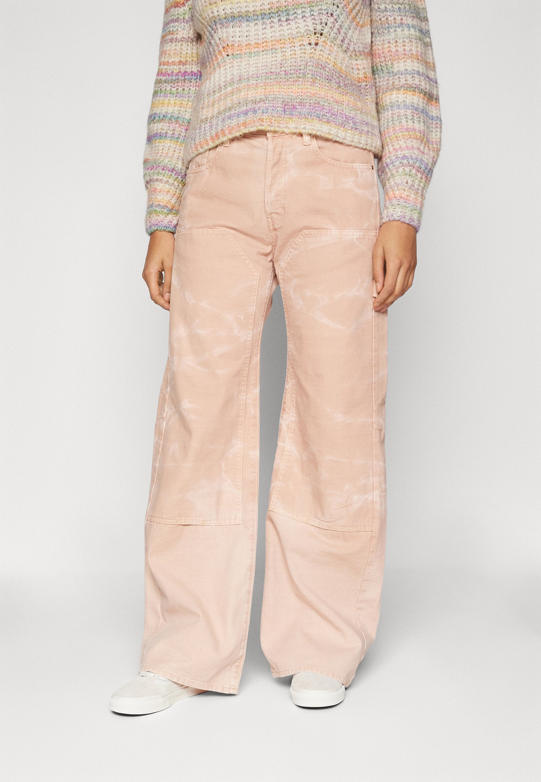 BOWEY CARPENTER LOOSE Media 3