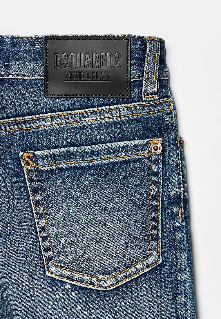 Dsquared2