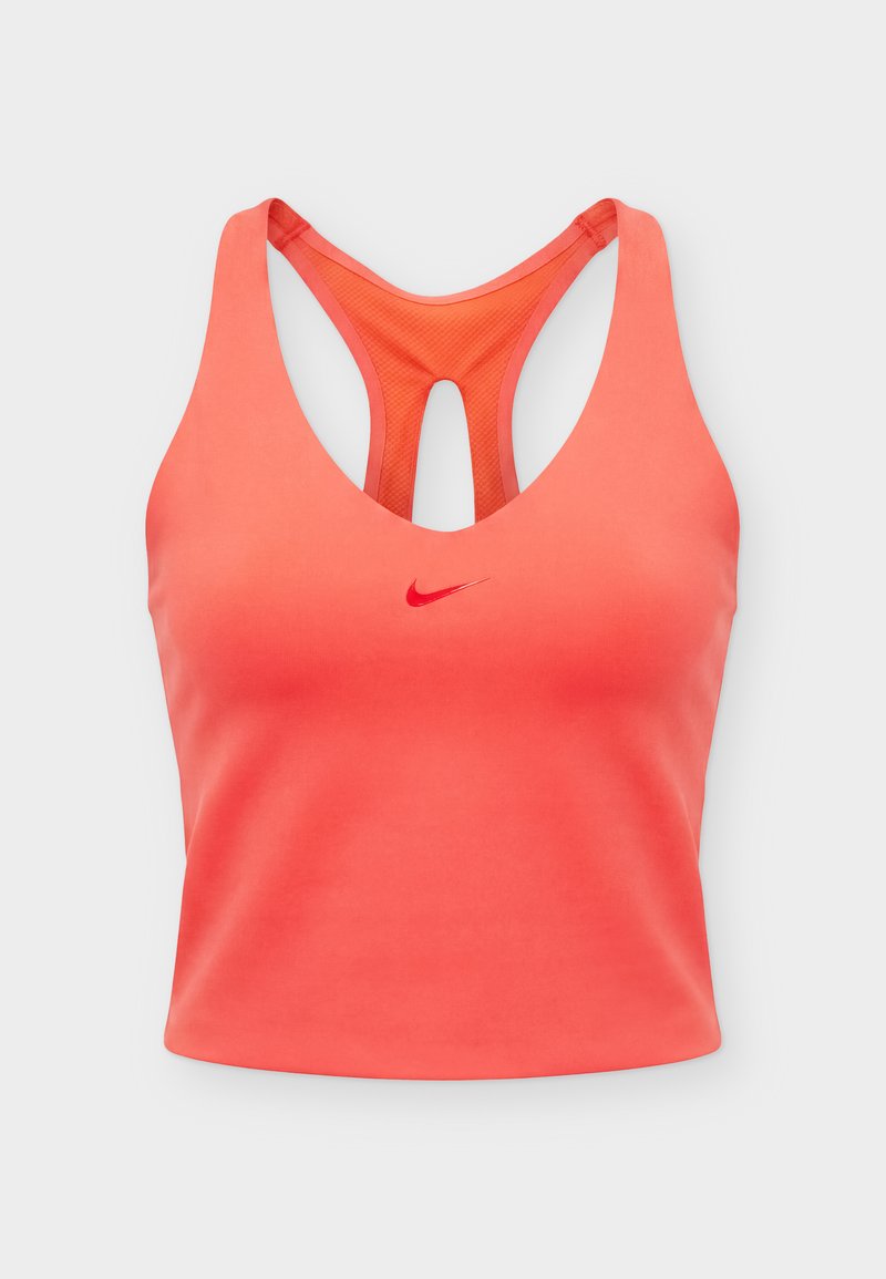 Korallenpinker Nike Sport-BH mit Racerback-Design und kleinem roten Nike-Swoosh-Logo mittig vorne.