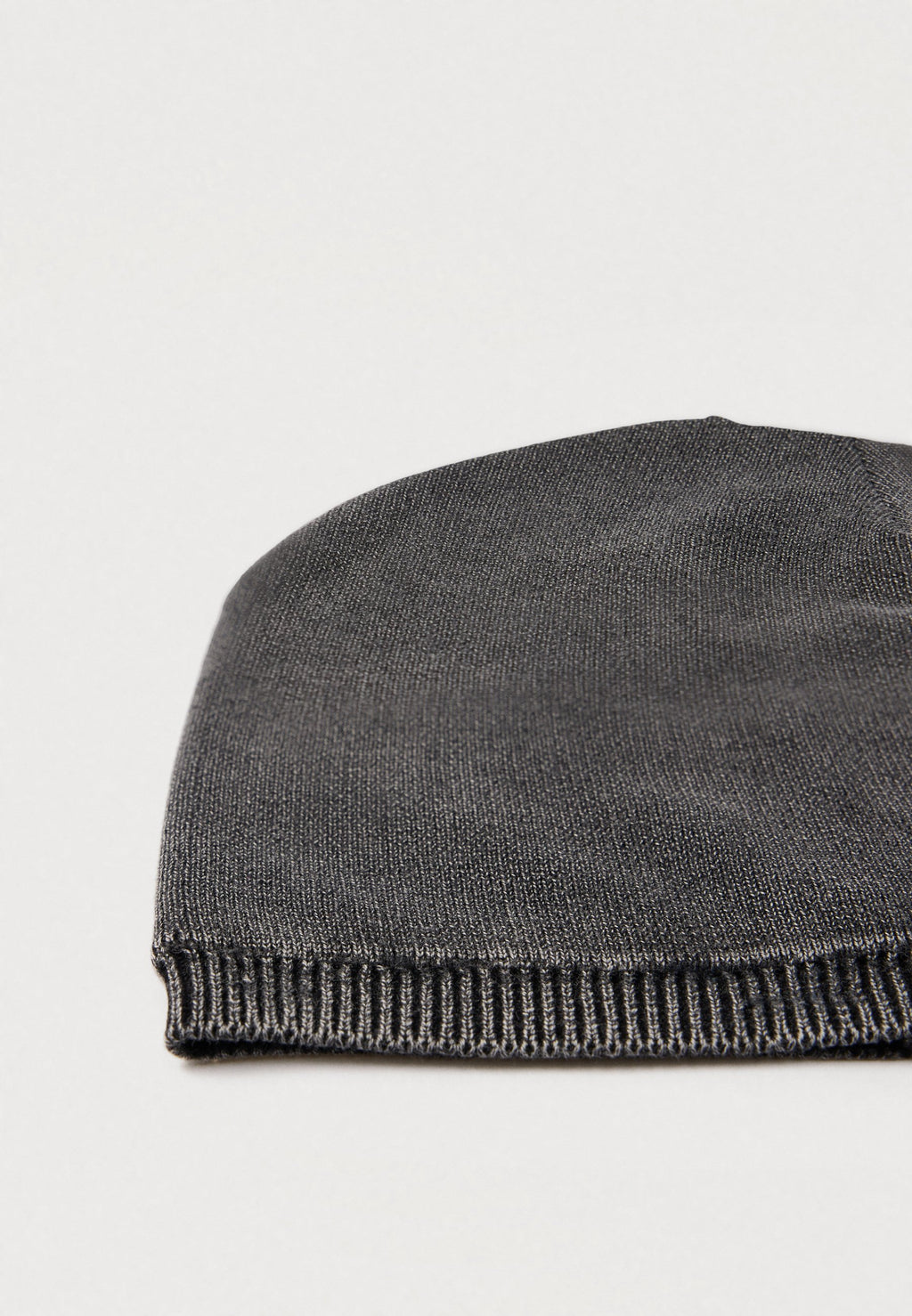 UNISEX Media 3