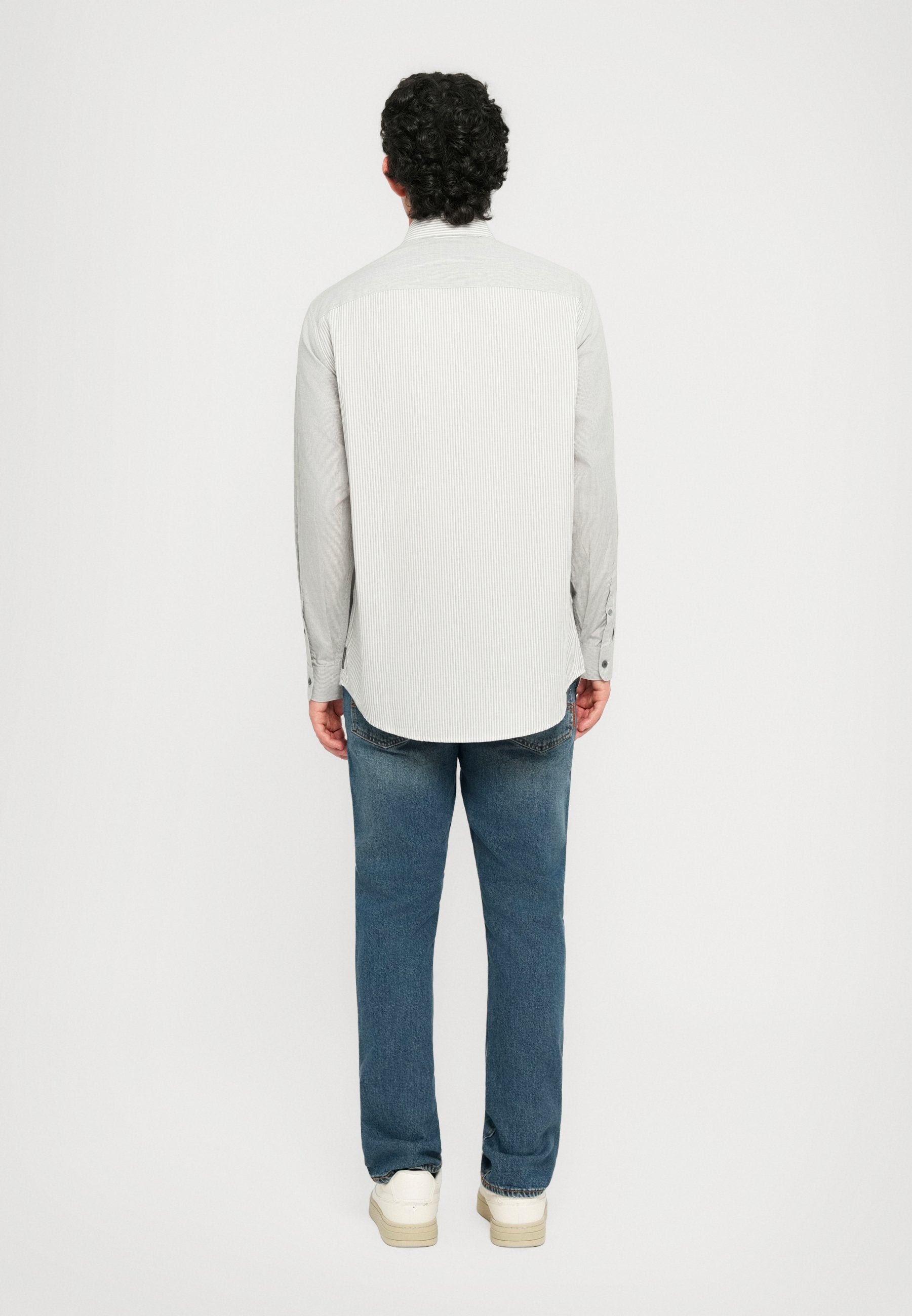 SHIRT Media 4