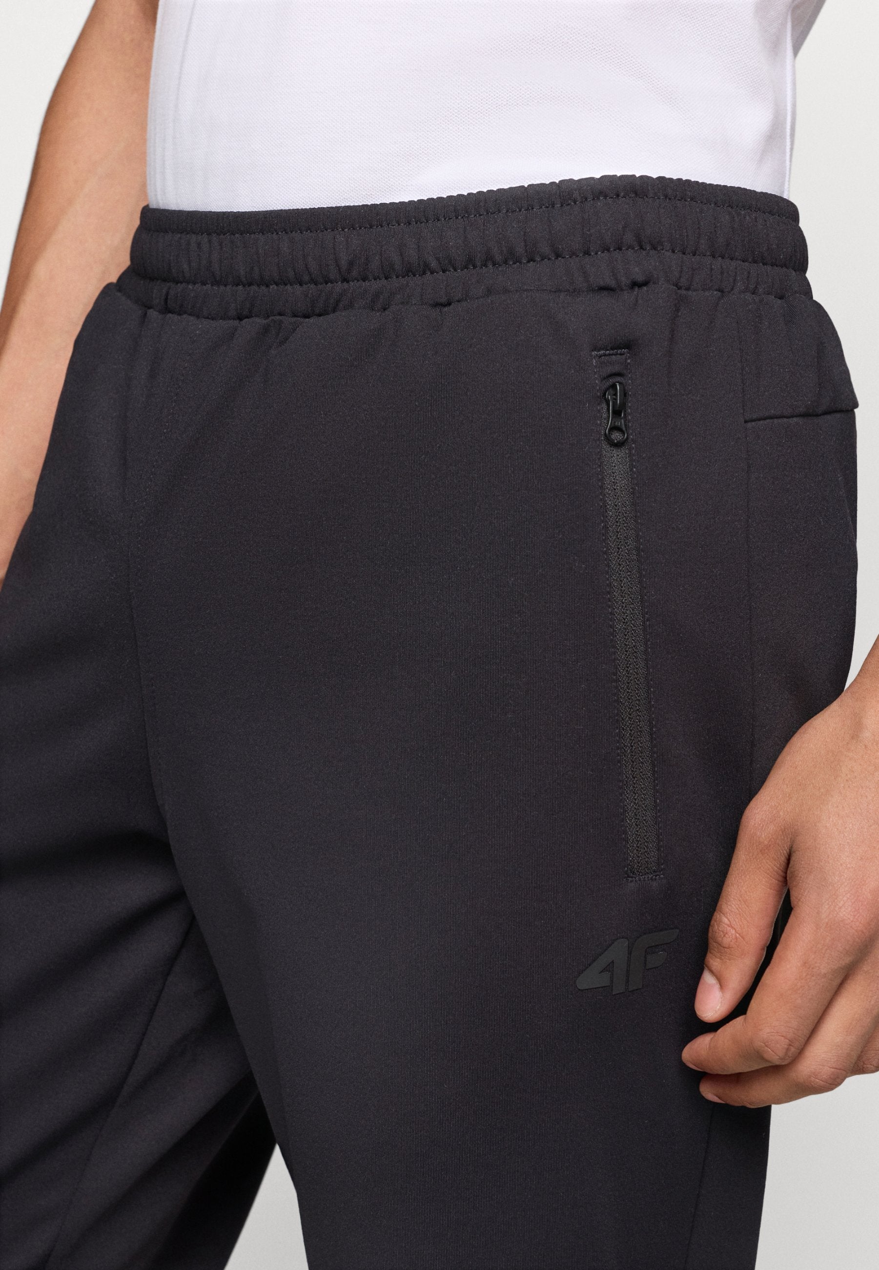 4F TROUSERS FNK