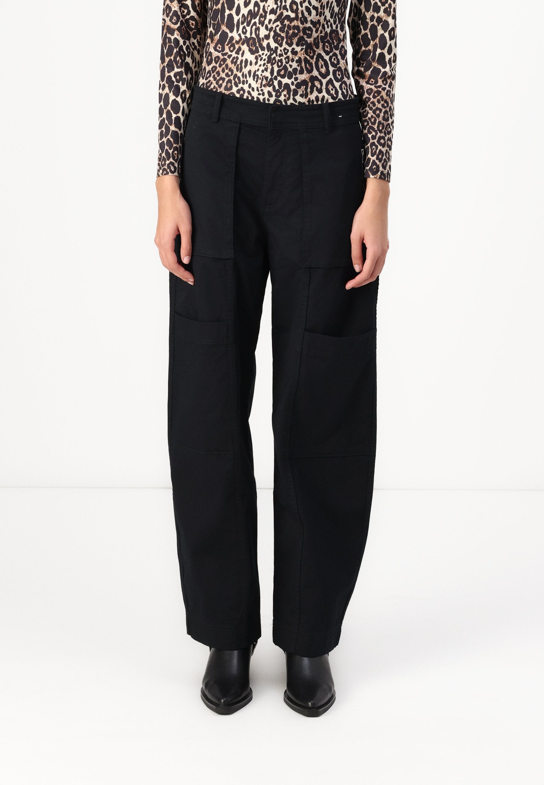 Abercrombie & Fitch HGH RISE ZIPPER UTILITY PANT