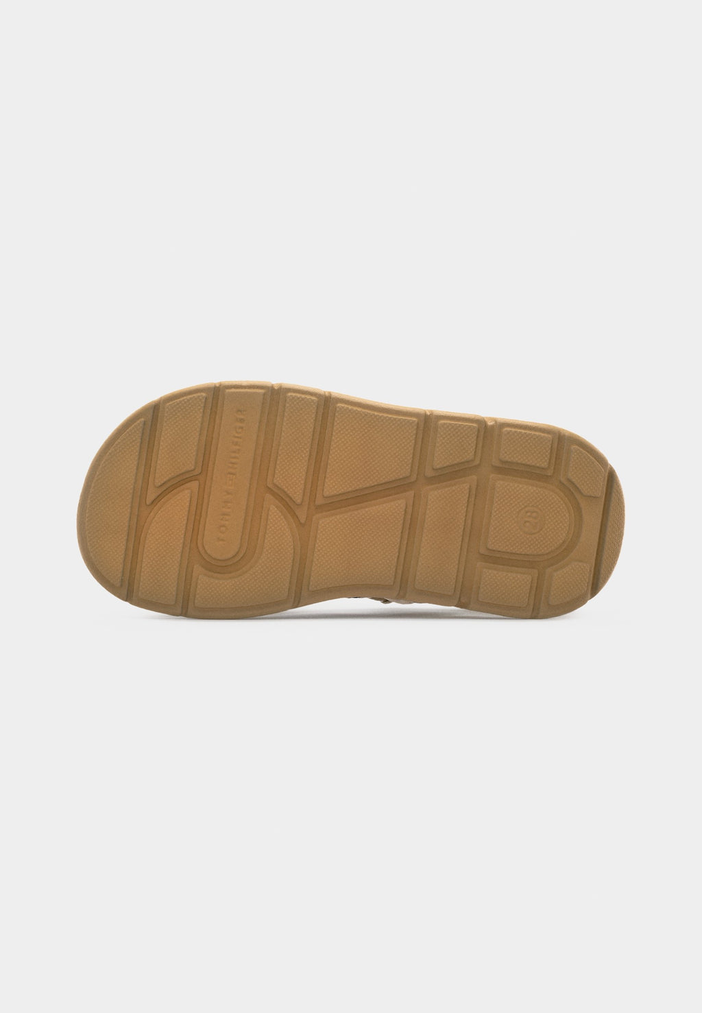 QUEST UNISEX Media 6