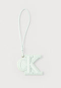 Calvin Klein DEBOSS PATCH - Keyring - whispering blue