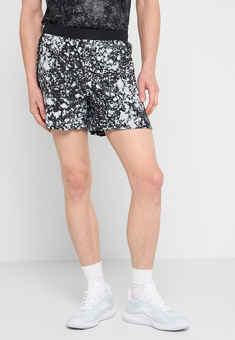 Under Armour LAUNCH SLIM FIT