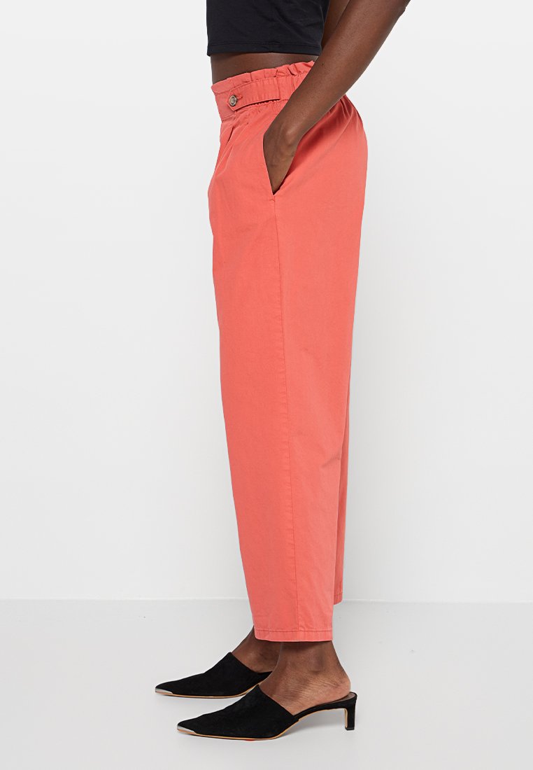 Esprit Stoffhose Media 2