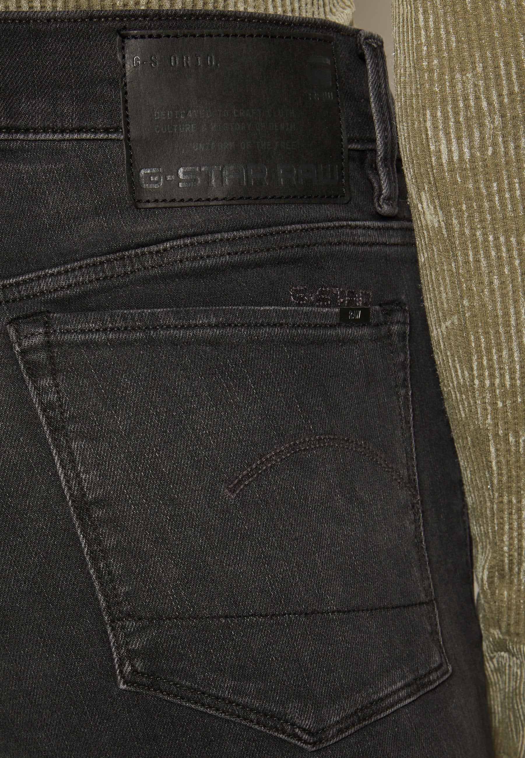 3301 SKINNY Media 6