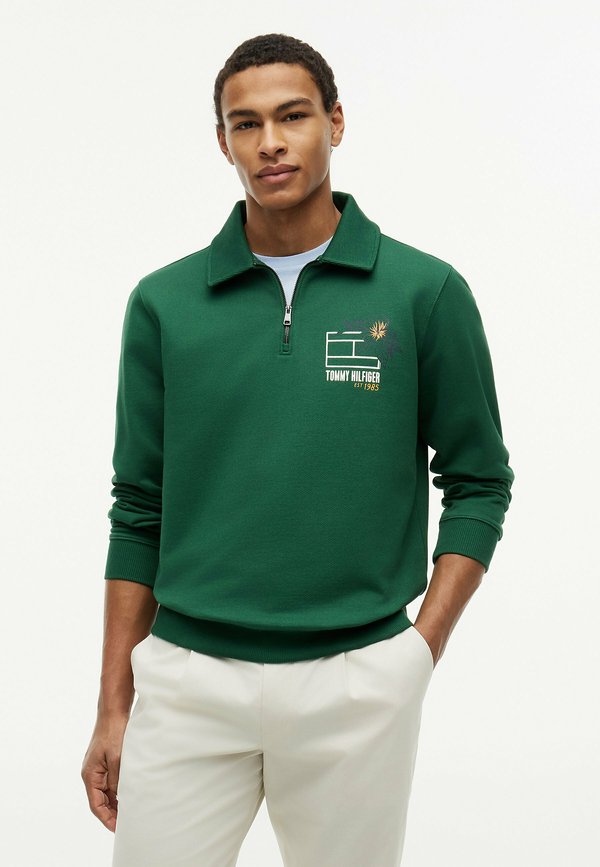 Tommy Hilfiger TOMMY HILFIGER GRAPHIC QUARTER-ZIP RUGBY SWEATSHIRT - Sweatshirt - street green