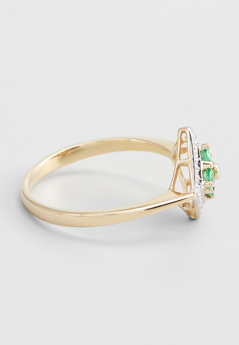 Art Deco 0,039 CT. DIAMOND