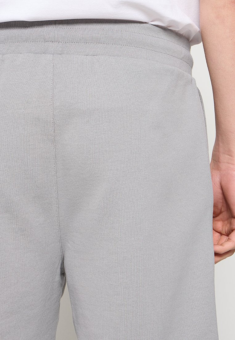 KARL LAGERFELD Shorts Media 5