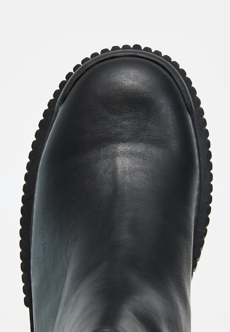 Armani Exchange Plateaustiefelette Media 4