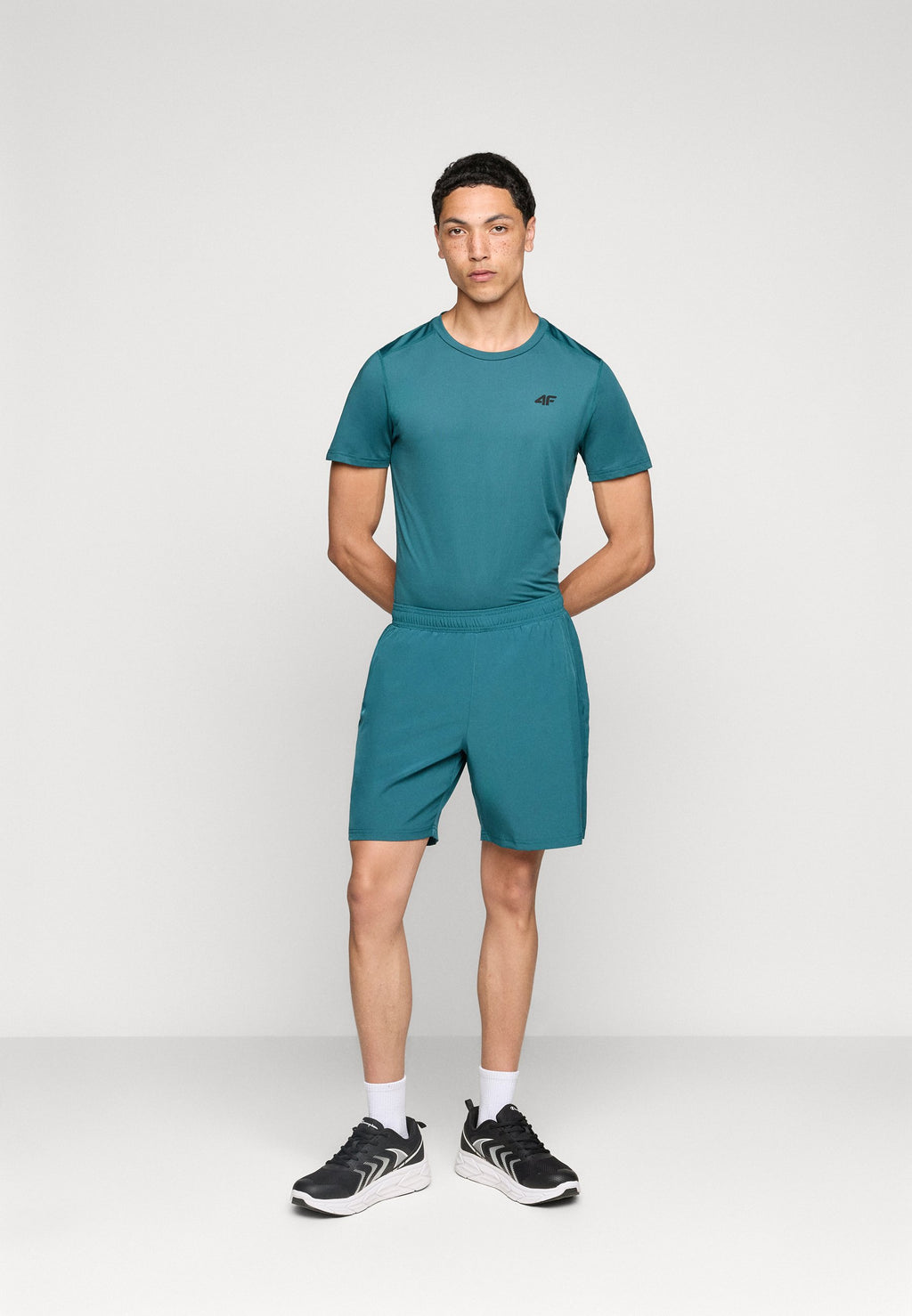 4F SHORTS FNK