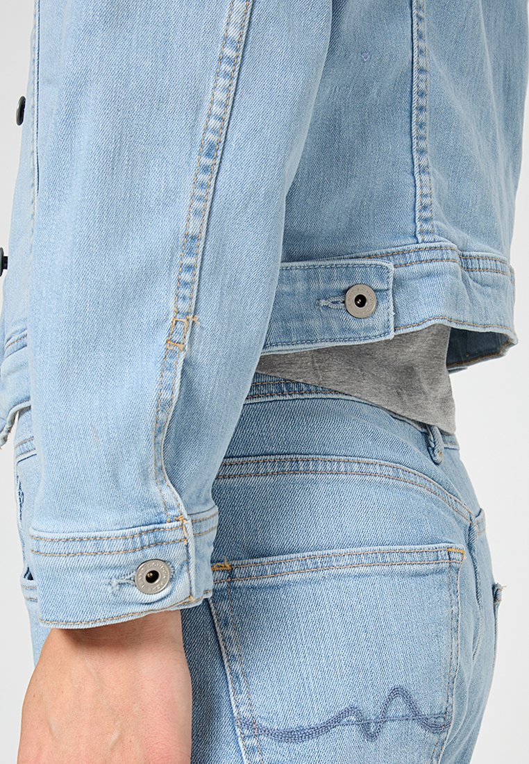 Pepe Jeans
