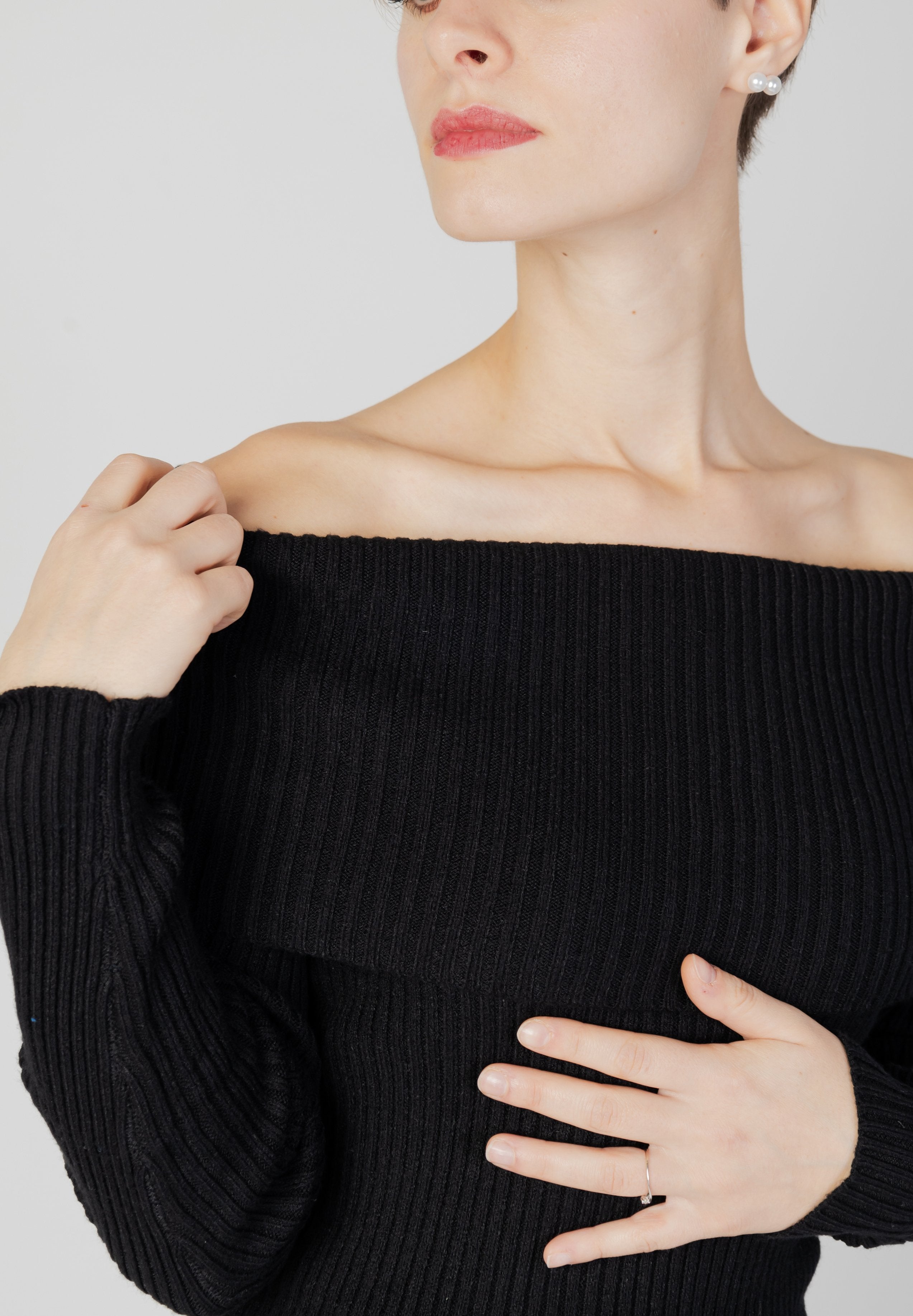 ONLY ONLKATIA LS OFF SHOULDER KNT NOOS