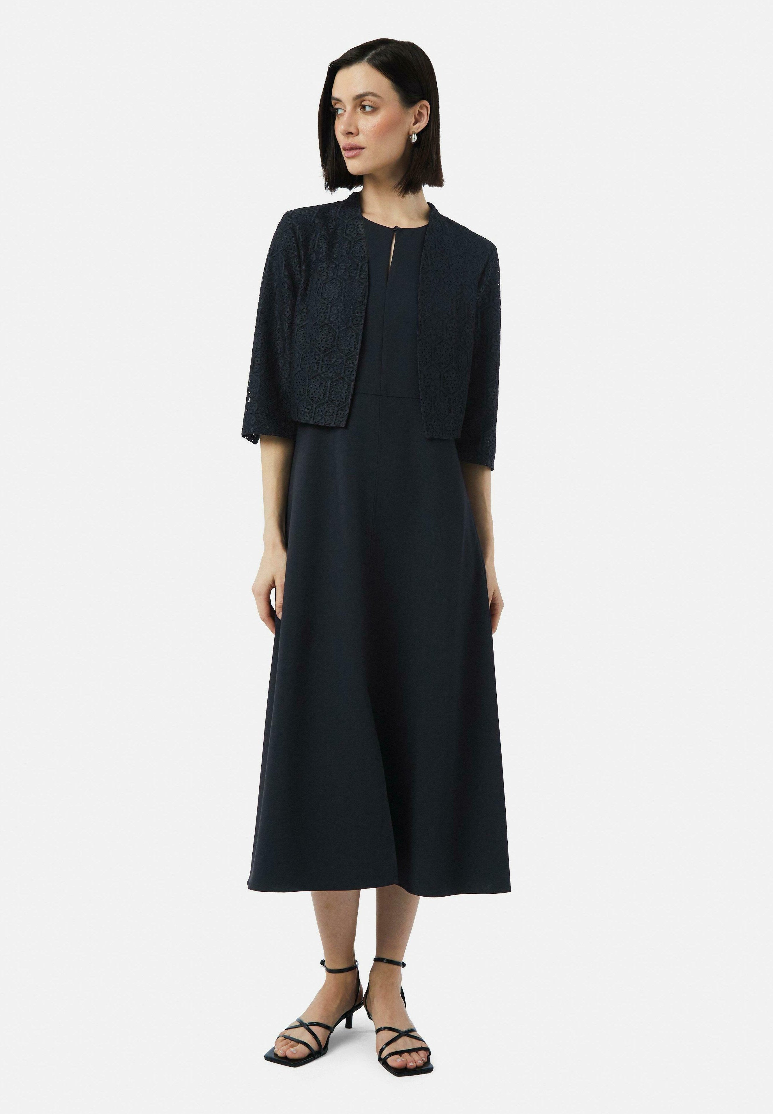 comma Leichte Jacke Media 2