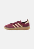 adidas Originals HANDBALL SPEZIAL - Trainers - maroon/warm vanilla/gold-coloured metallic