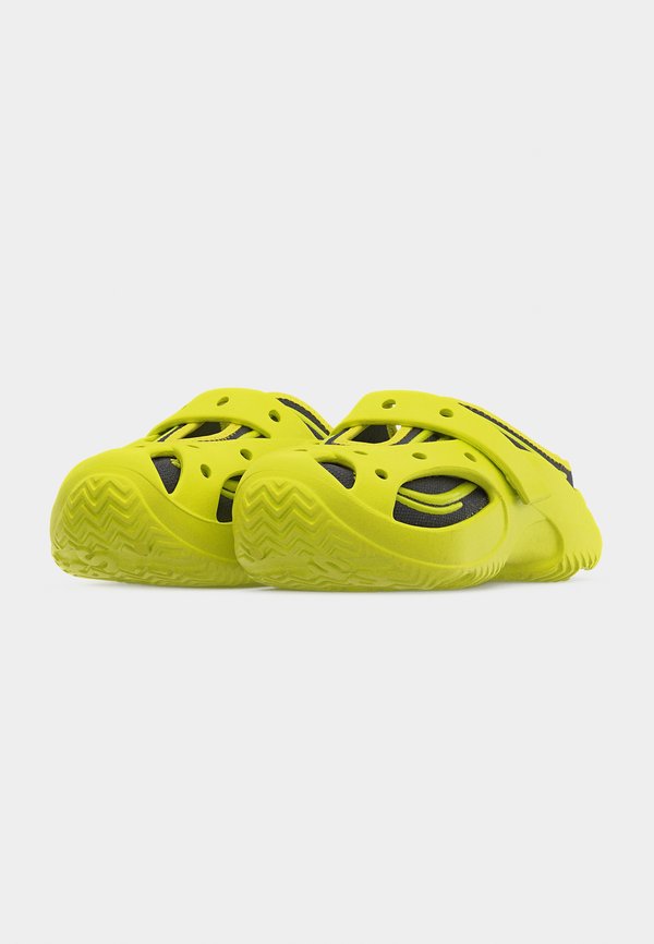 Crocs CAGED MULE