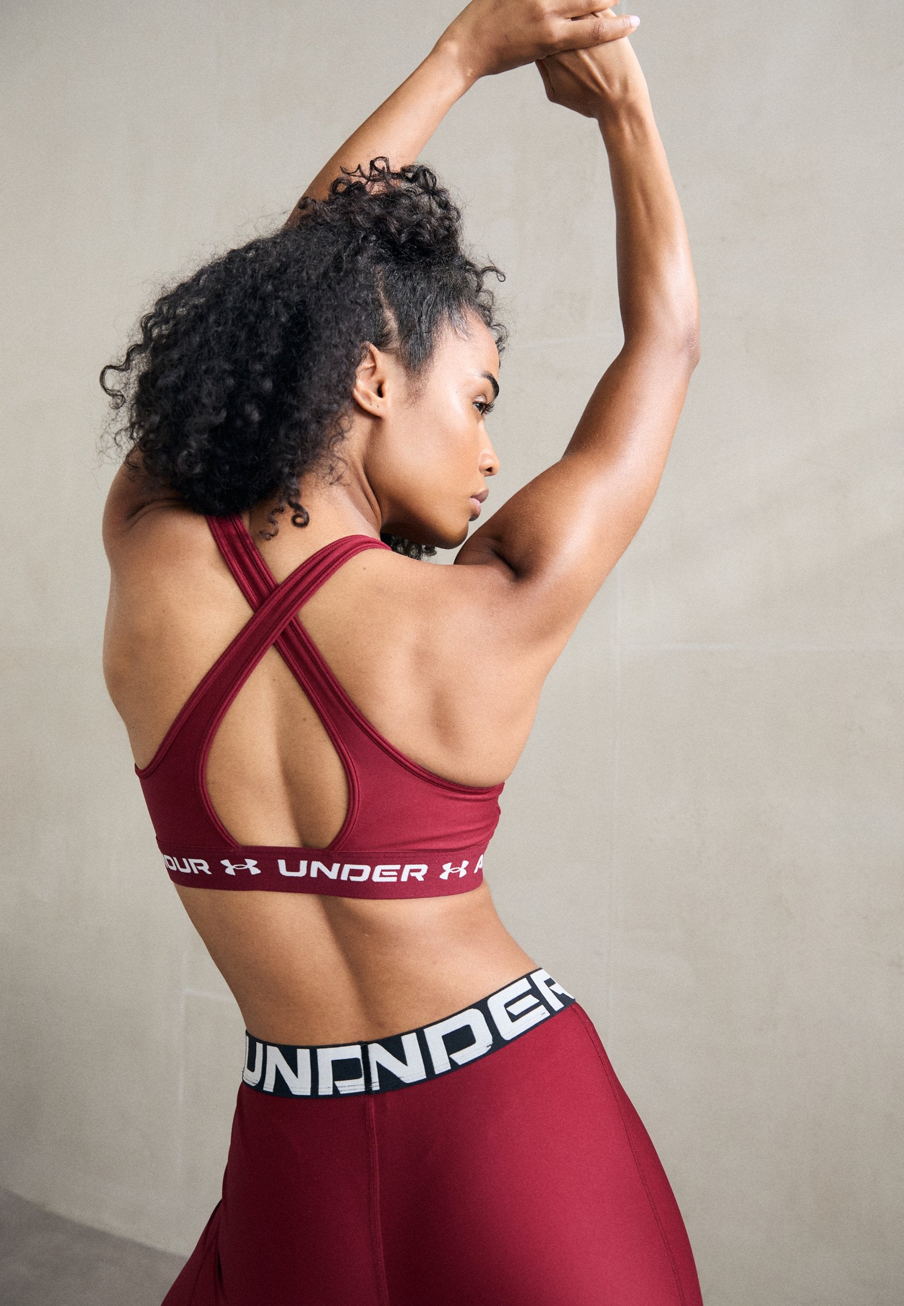 Under Armour CROSSBACK MID