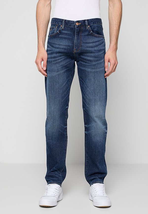 Armani Exchange