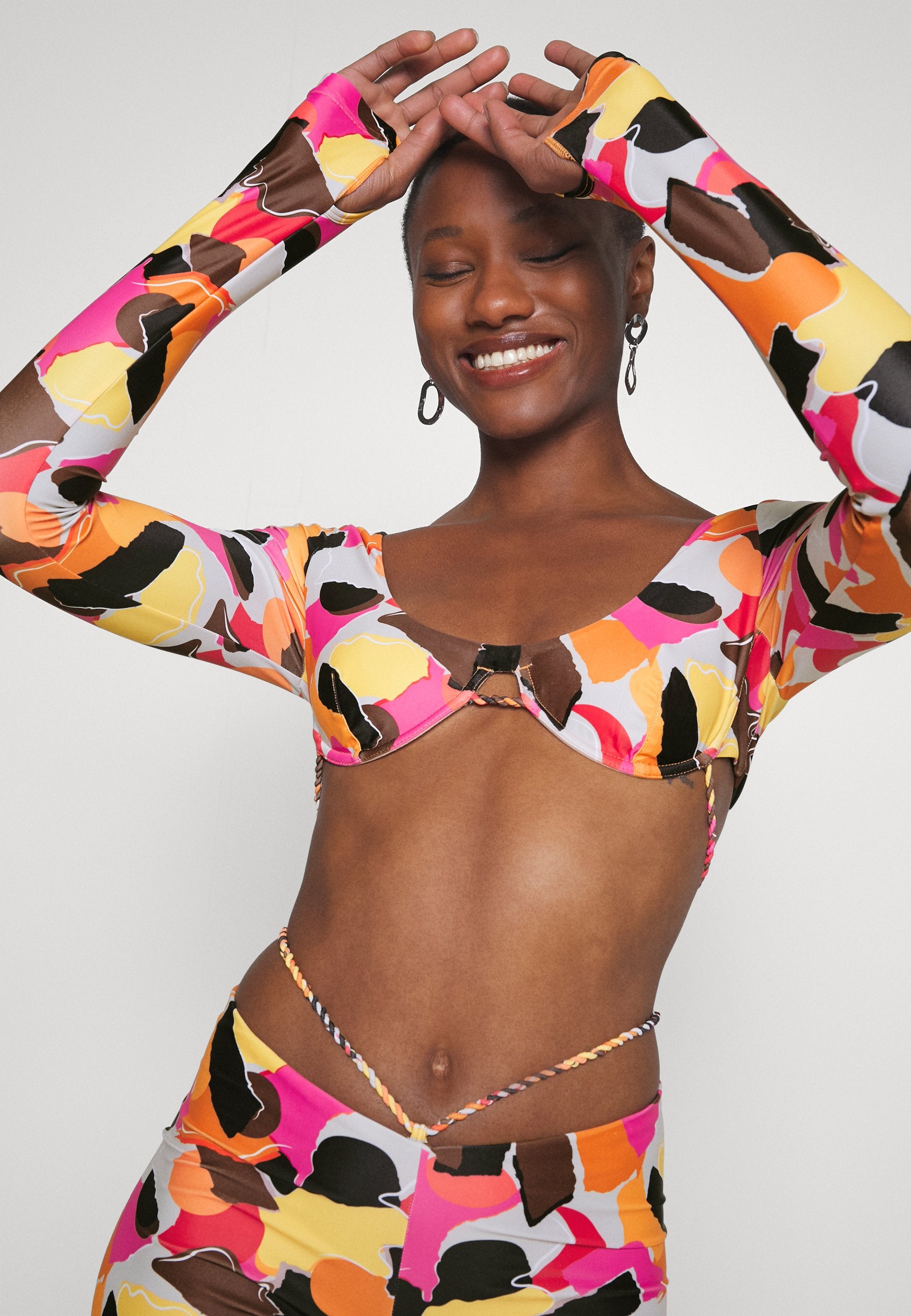We Are We Wear GIA UNDERWIRE LONG SLEEVE BIKINI TOP