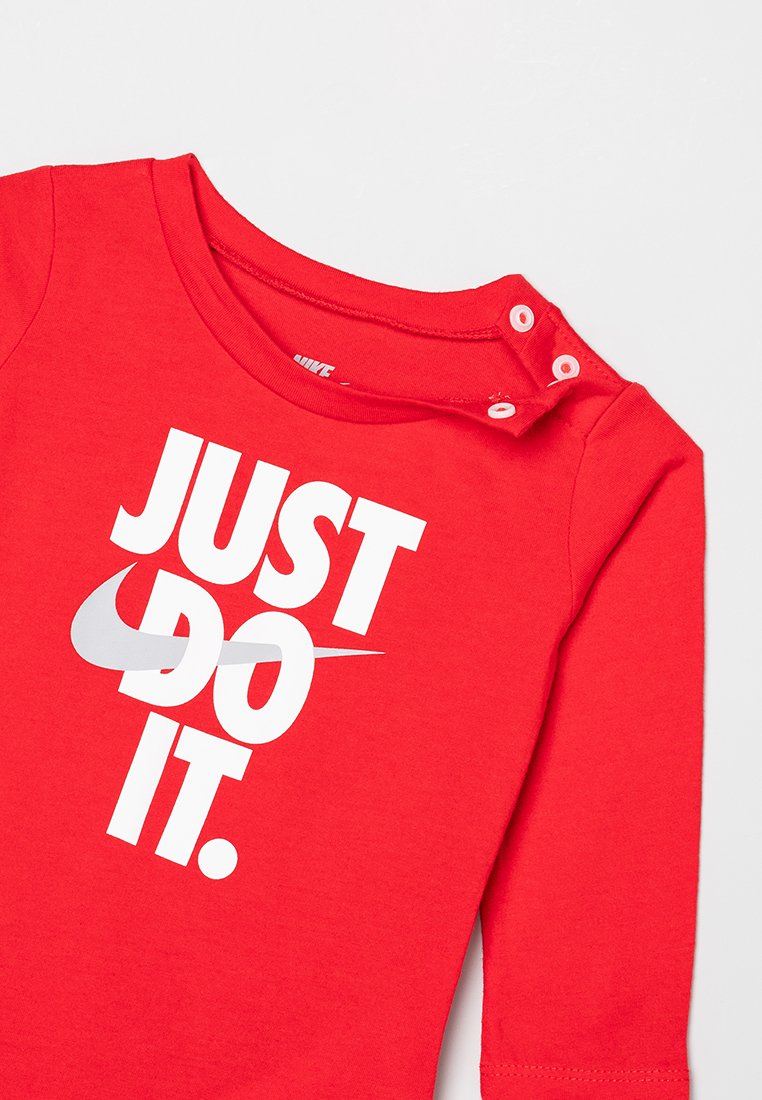 Nike Sportswear