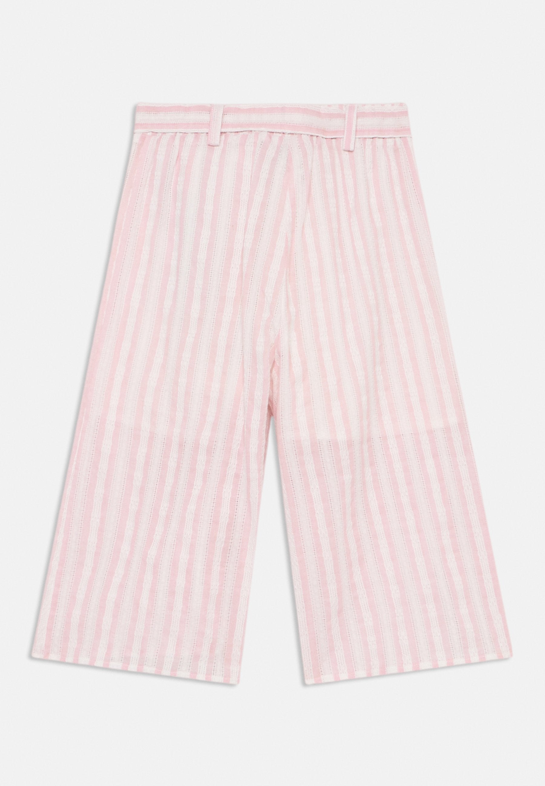 TWINSET