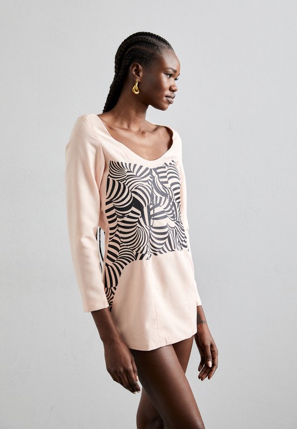 Joseph Ejiro LOOK