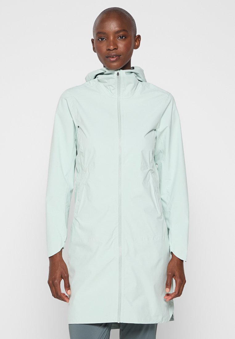 REGULAR FIT Media 1