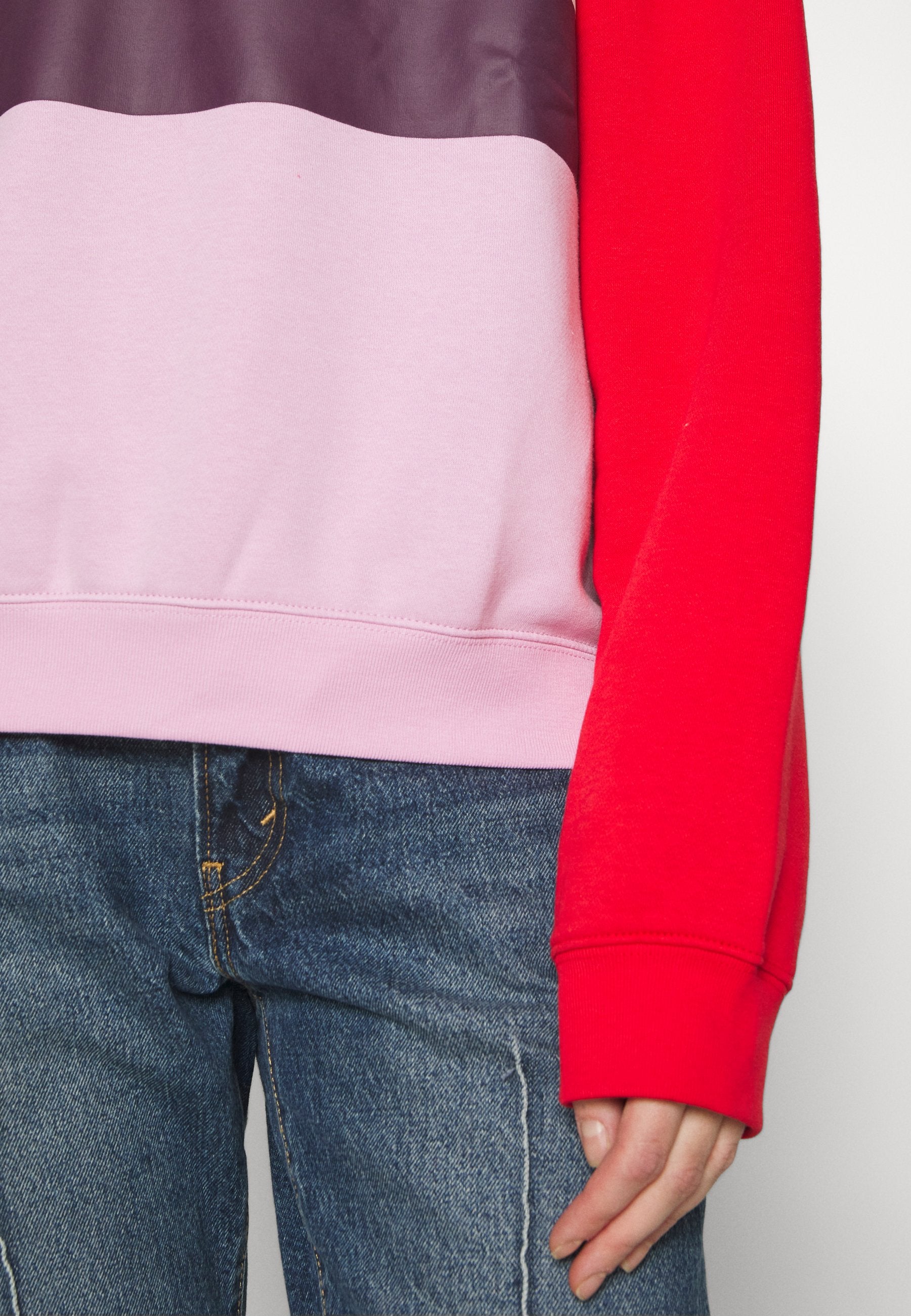 Levi's® GRAPHIC 1/4 ZIP