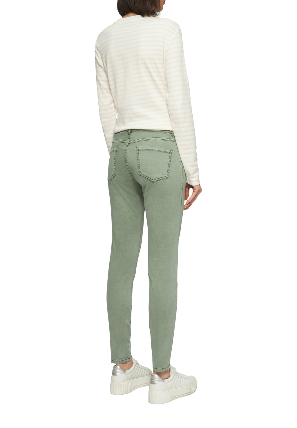 SLIM-FIT Media 6