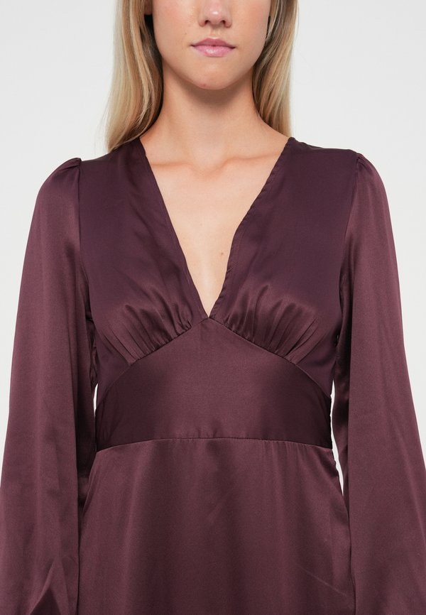 Vero Moda VMCILLA V NECK SLIT DRESS