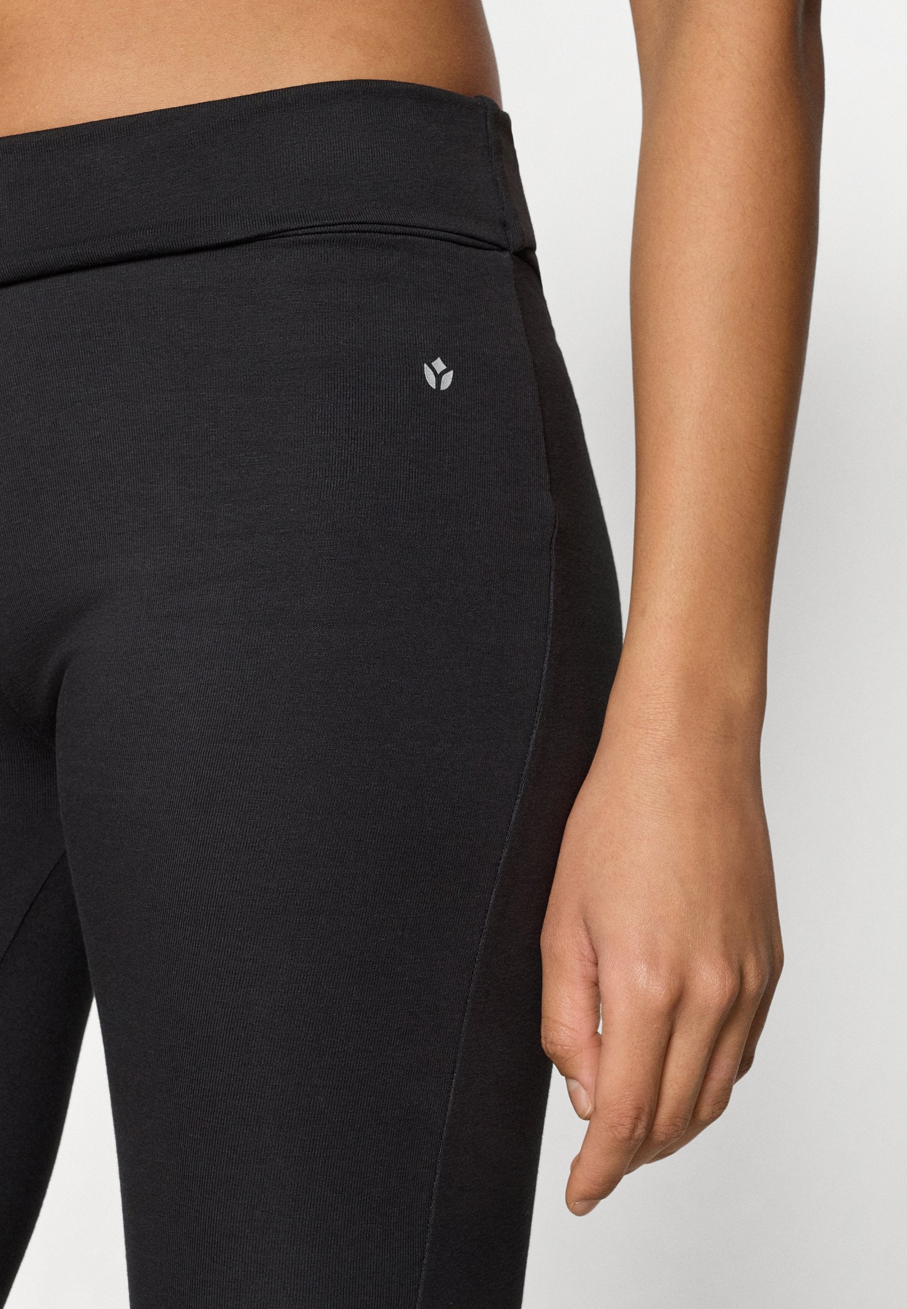 Even&Odd active 2 PACKED FLARED MID RISE LEGGINGS WITH FOLD-OVER WAISTBAND