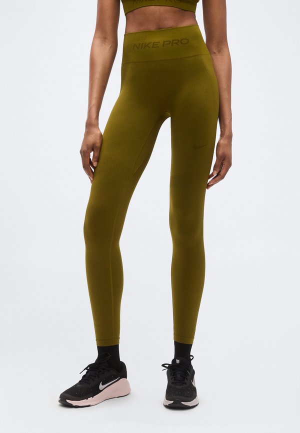 Nike Performance TIGHT - Leggings - olive flak