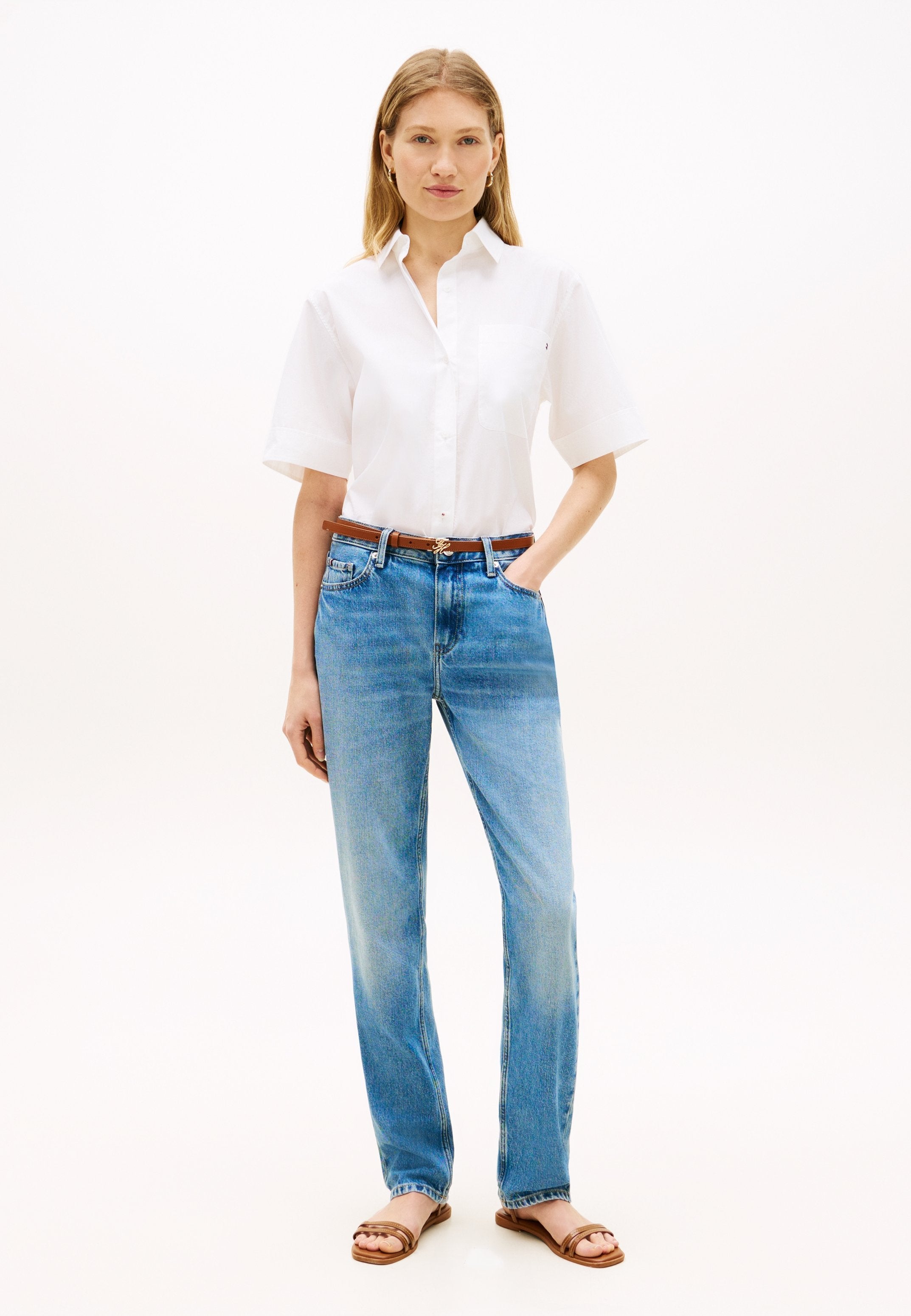 CLASSIC POPLIN SHORT SLEEVE SHIRT Media 2