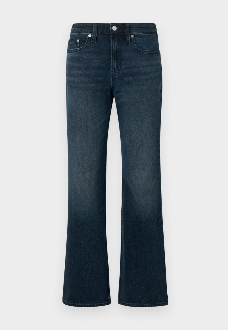 Dunkelblaue Schlagjeans mit Reißverschluss vorne, fünf Taschen und dezentem Ausbleichen. Hergestellt aus Denim mit glatter Textur und sichtbaren Nähten.