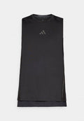 Schwarzes ärmelloses Sportshirt mit rundem Ausschnitt, dezentem Logo und strukturierten Seitenpaneelen für bessere Atmungsaktivität. Leichtes Material.
