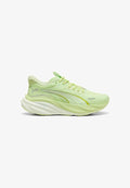 Puma MAGNIFY NITRO 3 - Road running shoes - apple spritz lux lime