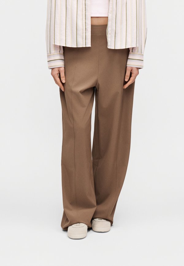 Calvin Klein COMMUTER PANT