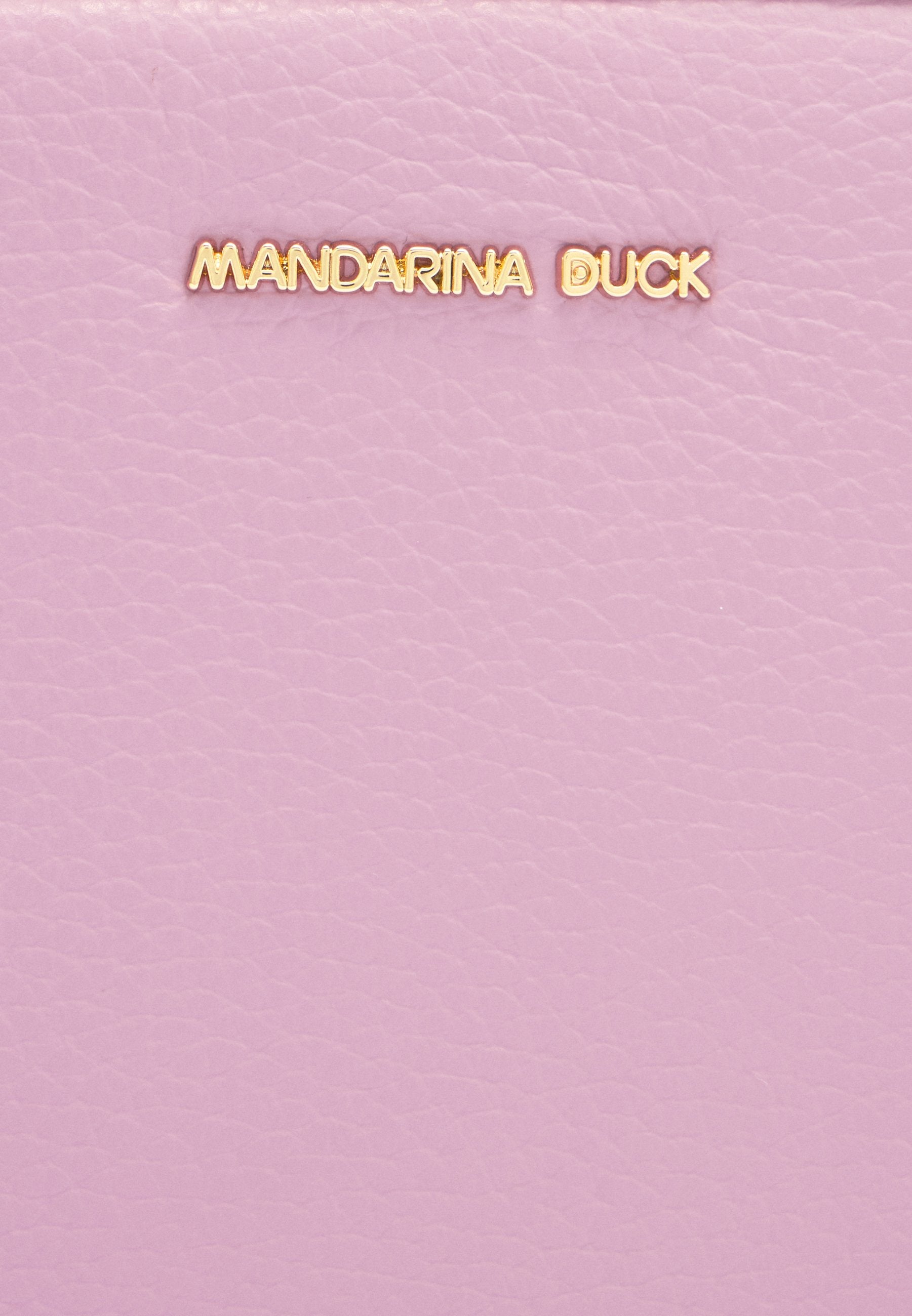 Mandarina Duck