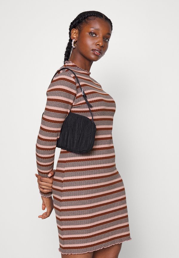 ONLY Petite ONLRIA  BODYCON DRESS