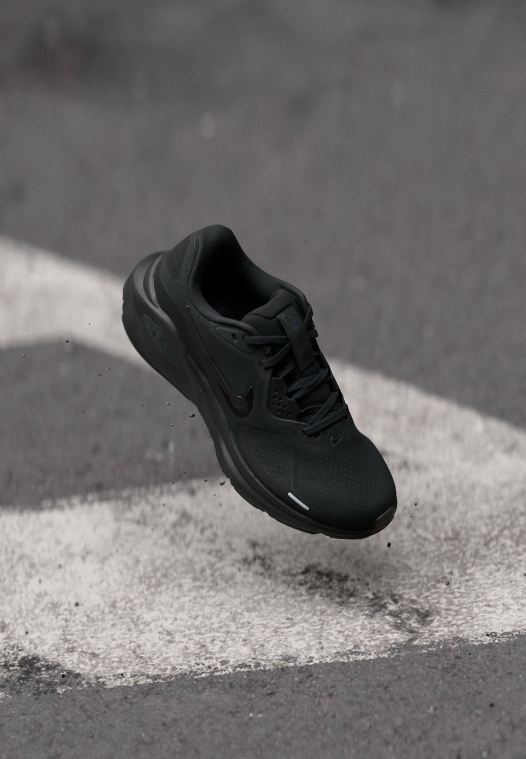 Nike Performance STRUCTURE 26