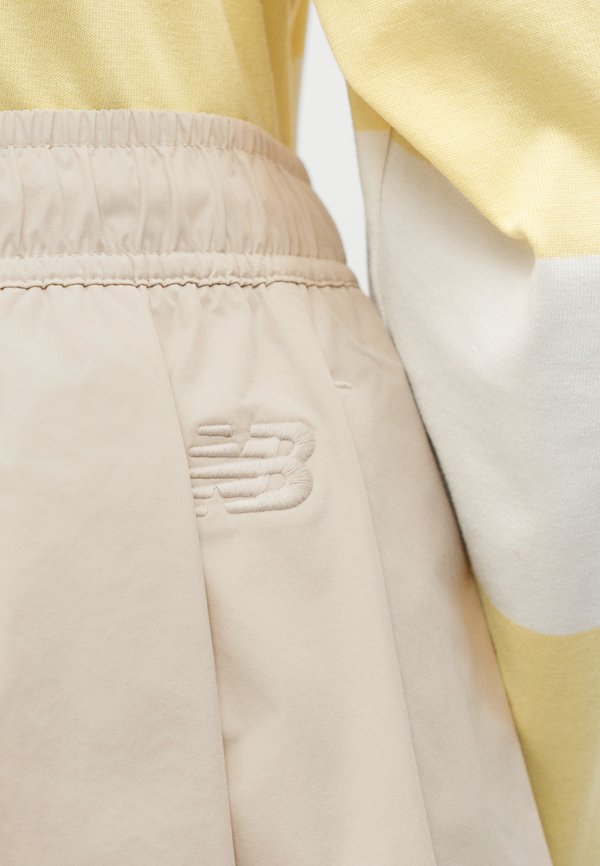 New Balance LUNAR NEW YEAR WOVEN SKIRT WESTERN
