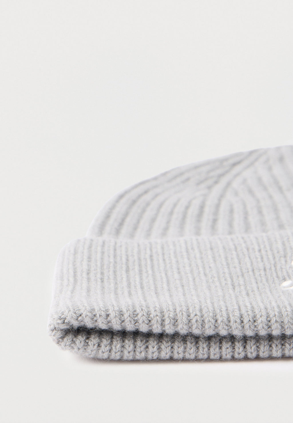 CASHMERE BLEND LOGO EMBROIDERY BEANIE Media 3