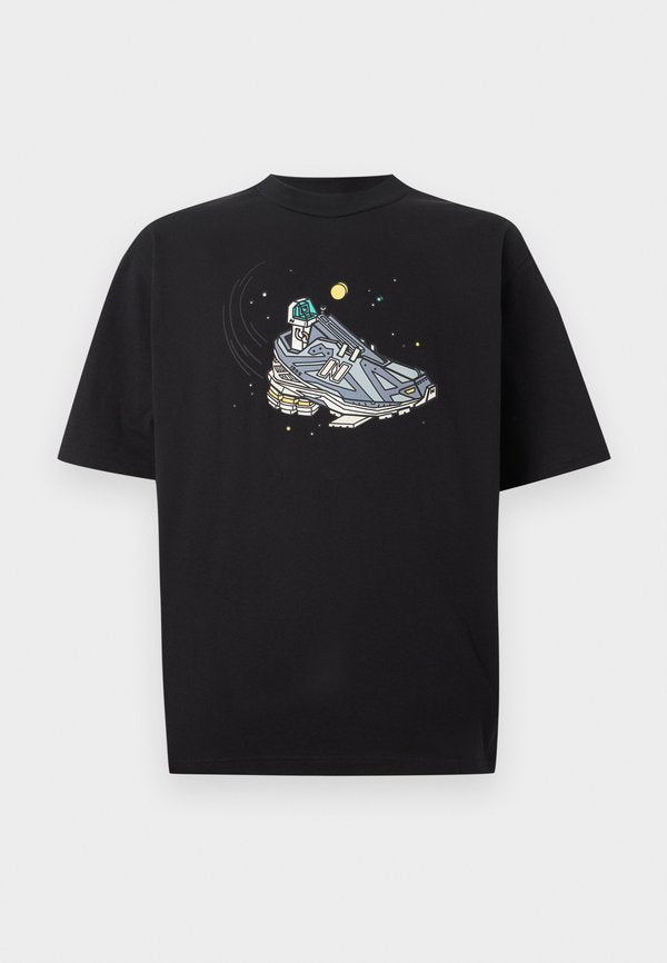 New Balance GHICA SHUTTLE  - Print T-shirt - black